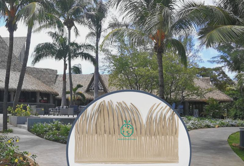 Tegole ignifughe in paglia imitazione foglia di palma utilizzate per la costruzione del tetto di paglia del parasole del parco zoon o le riparazioni del tetto di paglia della capanna di tiki, capanna di bali, hotel del resort di Bohio, palapa, gazebo del parco