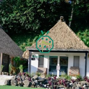 Artificial palm leaf thatch panels